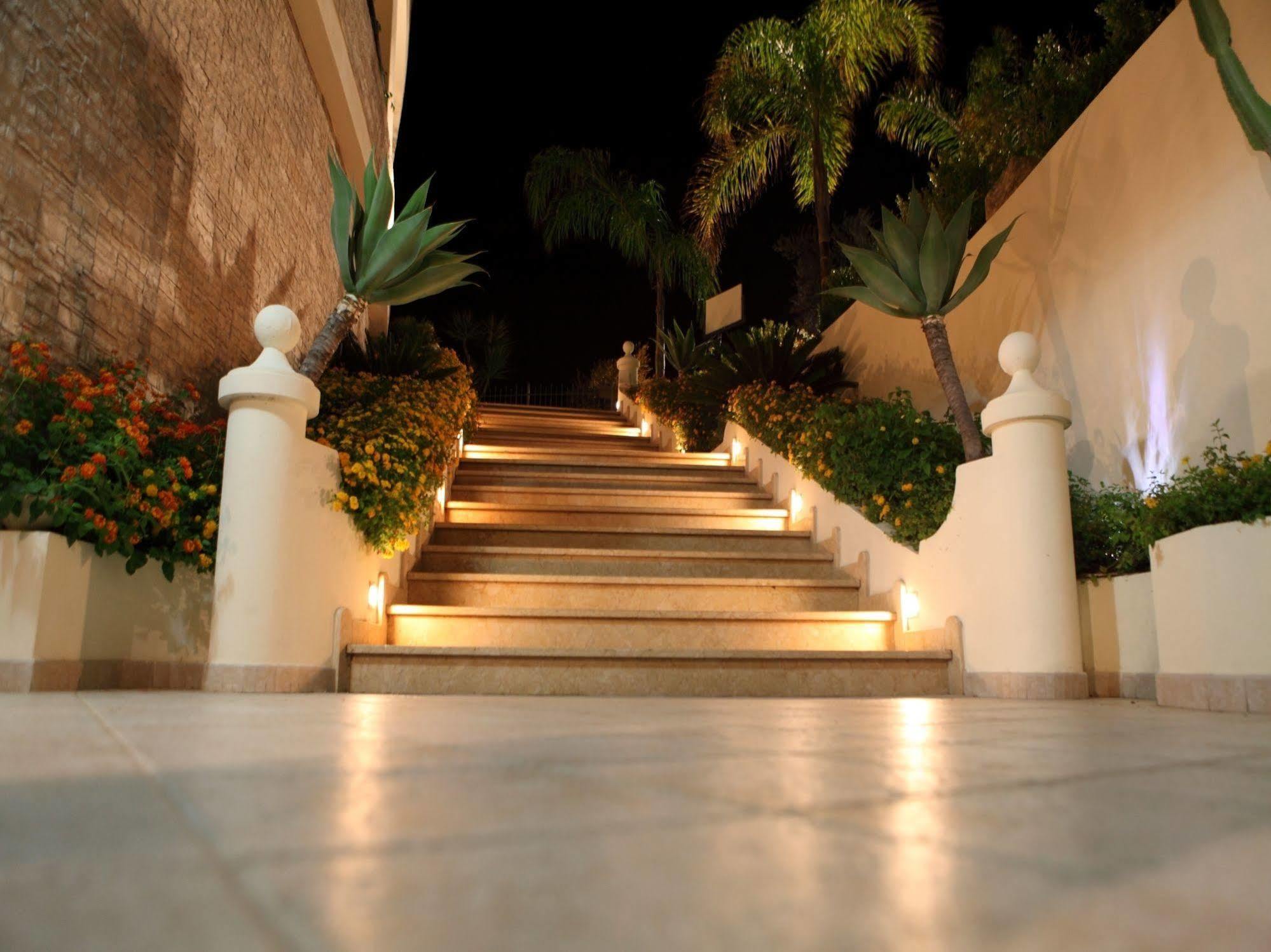 Hotel Blu Tropical Zambrone Exterior foto